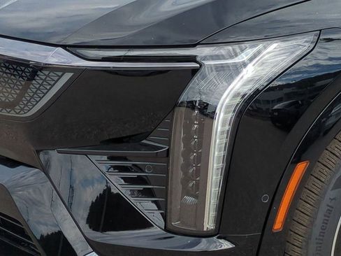 New 2026 Cadillac Optiq Sport 1 AWD/4WD image 18