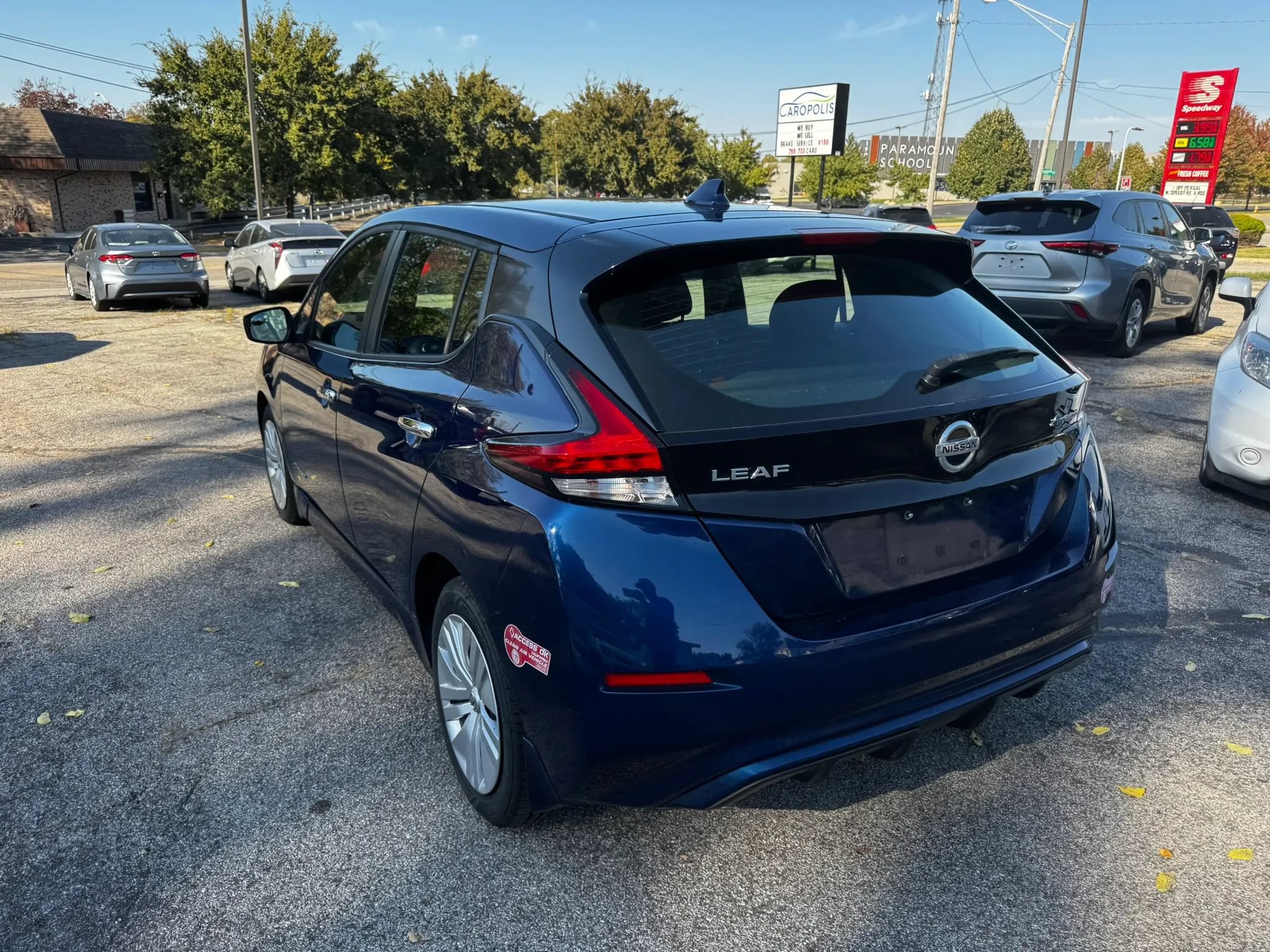 Used 2018 Nissan Leaf S w/ S Charge Package FWD image 5