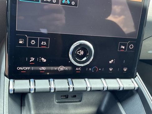 Used 2026 GMC Terrain Elevation w/ Technology Package II AWD/4WD image 34