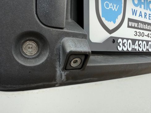 Used 2019 Chevrolet Express 2500 w/ Driver Convenience Package image 48