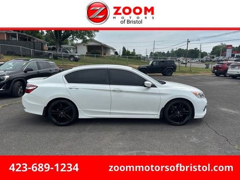 Used 2017 Honda Accord Sport image 1