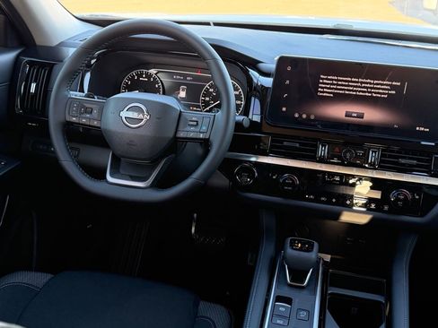 New 2026 Nissan Pathfinder SV AWD/4WD image 9