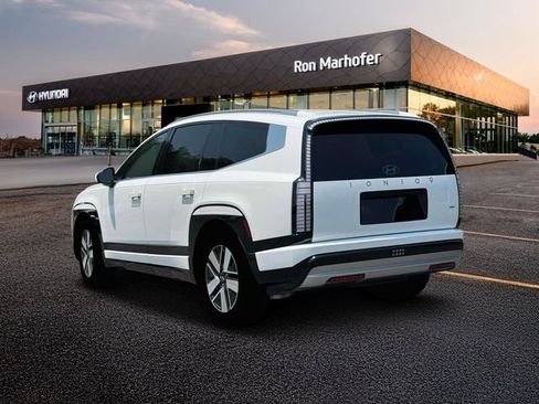 New 2026 Hyundai Ioniq 9 SEL image 5