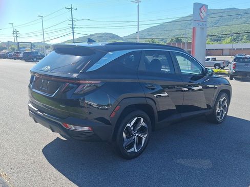 Used 2023 Hyundai Tucson SEL w/ Convenience Package AWD/4WD image 3