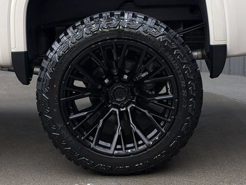 Used 2026 GMC Sierra 1500 AT4 w/ AT4 Premium Package AWD/4WD image 12