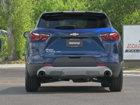 Used 2022 Chevrolet Blazer LT w/ Sound & Technology Package AWD/4WD image 29