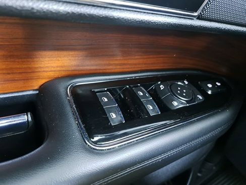 Used 2021 Lincoln Navigator Reserve image 21