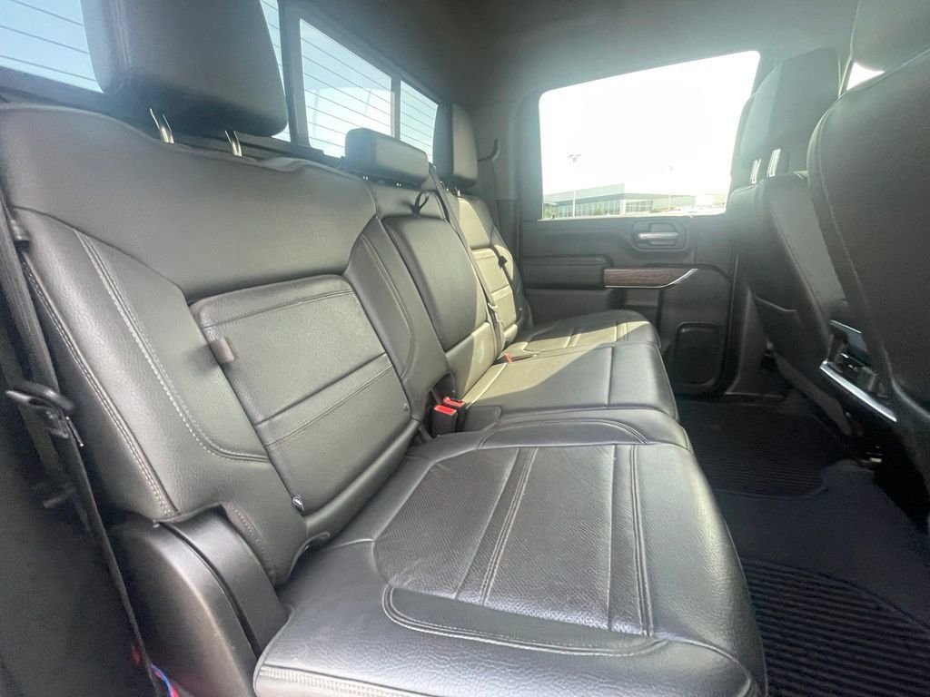 Used 2022 GMC Sierra 2500 Denali AWD/4WD image 27