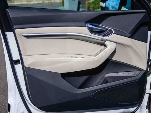 Certified 2023 Audi e-tron Premium w/ Convenience Plus Package image 23