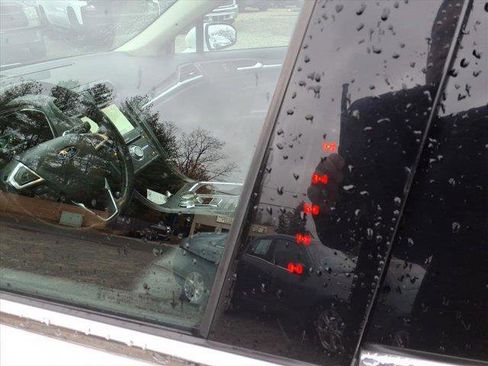 Used 2020 Ford Fusion Energi Titanium image 20