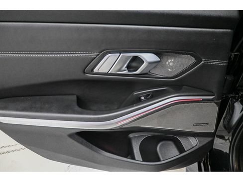 Used 2021 BMW M3 Competition w/ Executive Package image 28