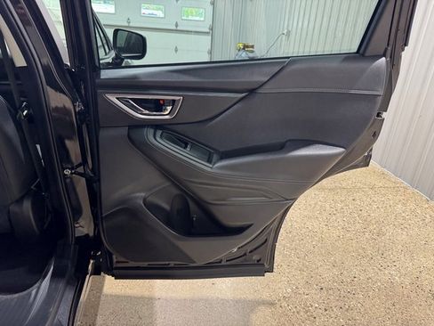 Used 2022 Subaru Forester Premium image 26