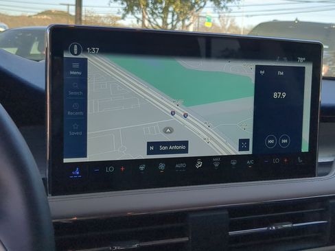 New 2026 Lincoln Corsair Premiere image 17