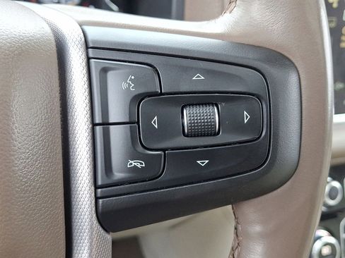 Certified 2023 GMC Yukon Denali image 18