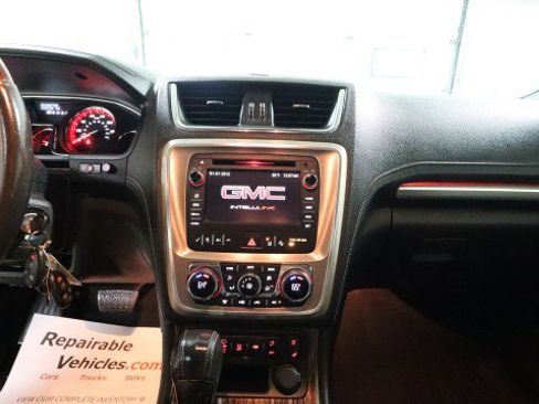 Used 2014 GMC Acadia Denali image 15