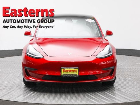 Used 2019 Tesla Model 3 Performance image 2