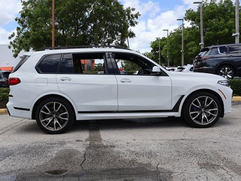 Used 2021 BMW X7 M50i AWD/4WD image 24