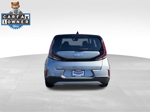 Used 2025 Kia Soul LX image 6