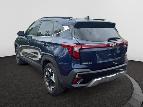 Used 2026 Kia Seltos EX FWD image 7