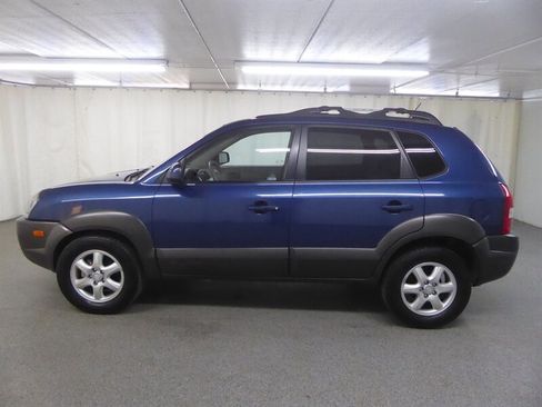 Used 2005 Hyundai Tucson GLS AWD/4WD image 4