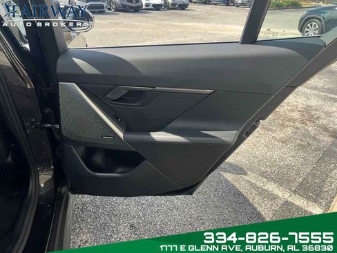 Used 2024 BMW 530i w/ Premium Package RWD image 30