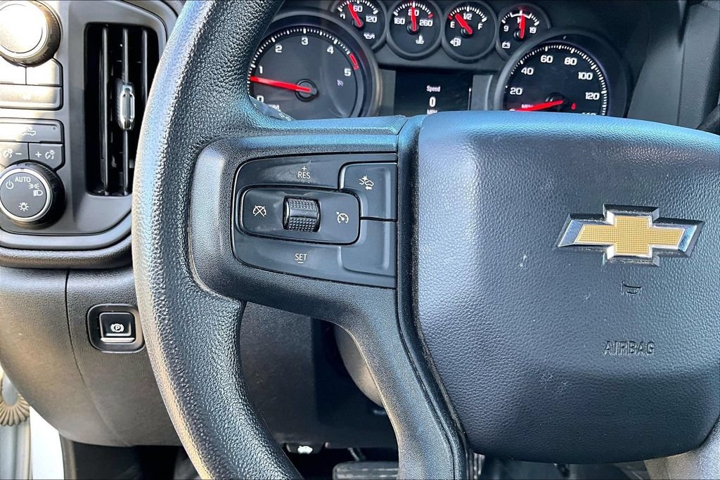 Used 2025 Chevrolet Silverado 3500 W/T AWD/4WD image 20