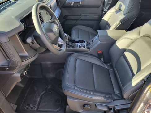 New 2025 Ford Bronco Badlands image 7