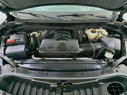 Used 2023 Chevrolet Tahoe Premier image 32