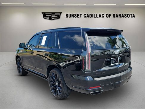 Certified 2025 Cadillac Escalade Sport Platinum AWD/4WD image 6