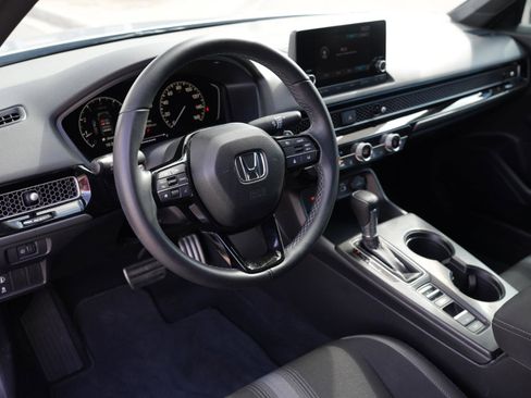 Used 2023 Honda Civic Sport image 15