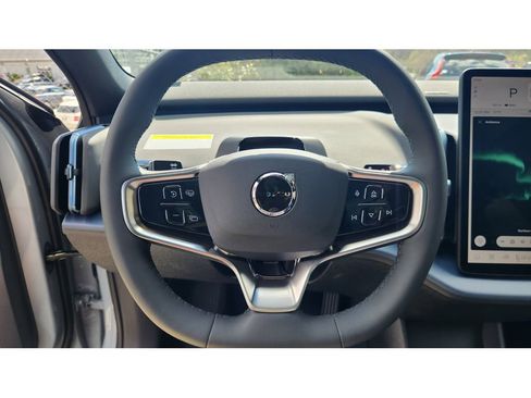 New 2026 Volvo EX30 Ultra w/ Protection Package Premier image 17