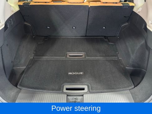 Used 2023 Nissan Rogue Platinum w/ Platinum Premium Package image 32