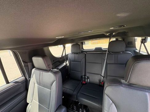 Used 2022 Chevrolet Suburban RST w/ Luxury Package AWD/4WD image 29