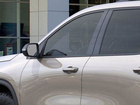 New 2026 Chevrolet Traverse Z71 image 13