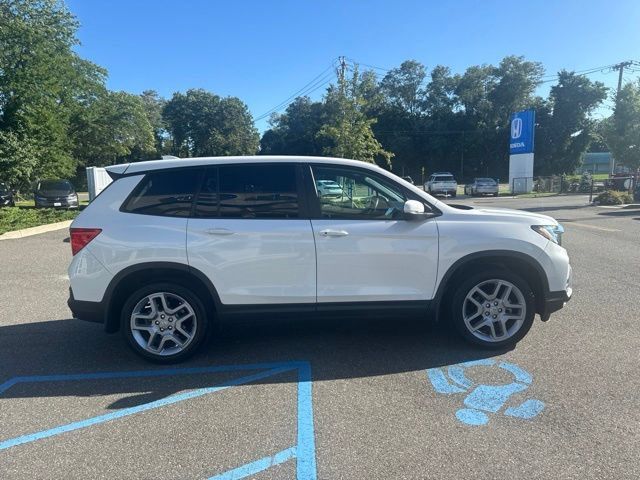 Certified 2024 Honda Passport EX-L image 9