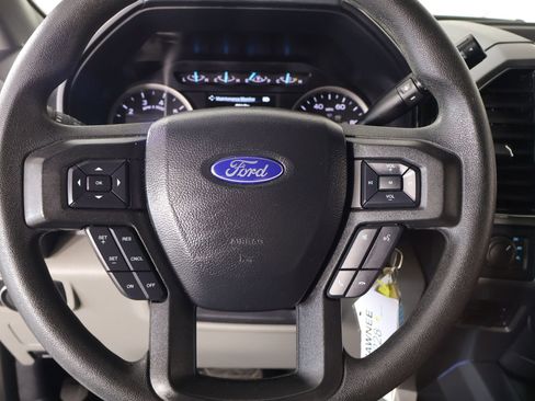 Used 2021 Ford F250 XLT w/ XLT Premium Package AWD/4WD image 3