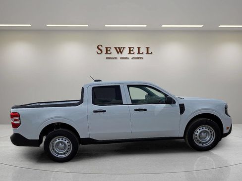 Used 2025 Ford Maverick XL w/ Equipment Group 102A AWD/4WD image 5