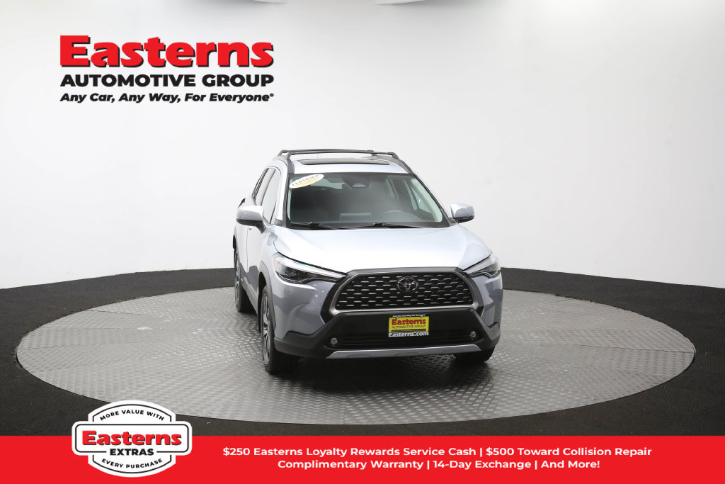 Used 2023 Toyota Corolla Cross XLE w/ Convenience Package AWD/4WD image 55