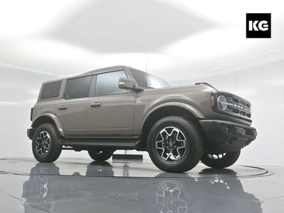 New 2025 Ford Bronco Outer Banks