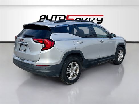 Used 2018 GMC Terrain SLE w/ Driver Convenience Package image 7
