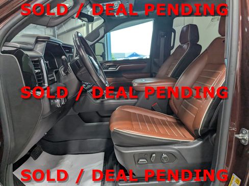 Used 2024 GMC Sierra 2500 Denali Ultimate AWD/4WD image 17