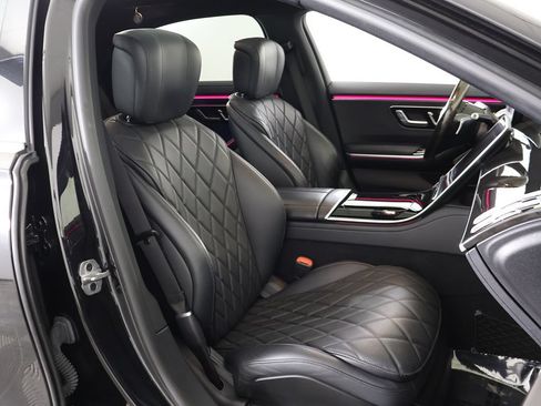 Used 2021 Mercedes-Benz S 580 4MATIC Sedan w/ AMG Line image 34