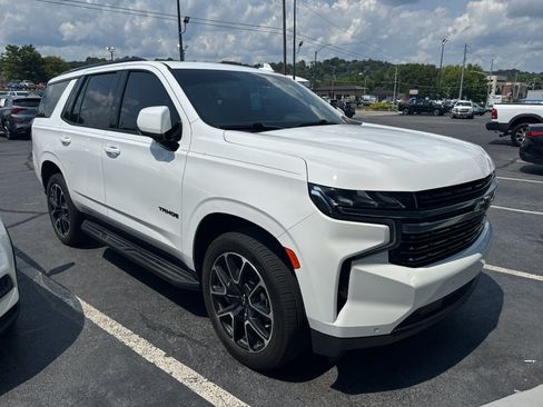 Used 2021 Chevrolet Tahoe RST w/ Luxury Package AWD/4WD image 3