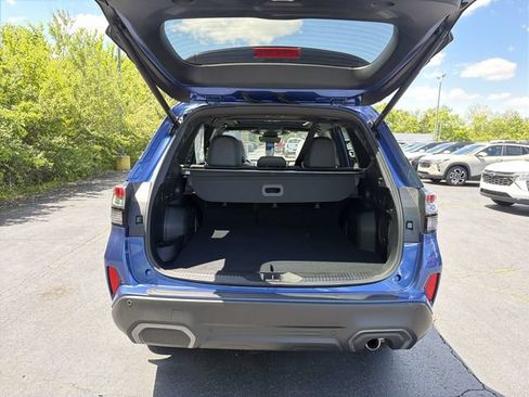Used 2025 Subaru Forester Limited AWD/4WD image 15