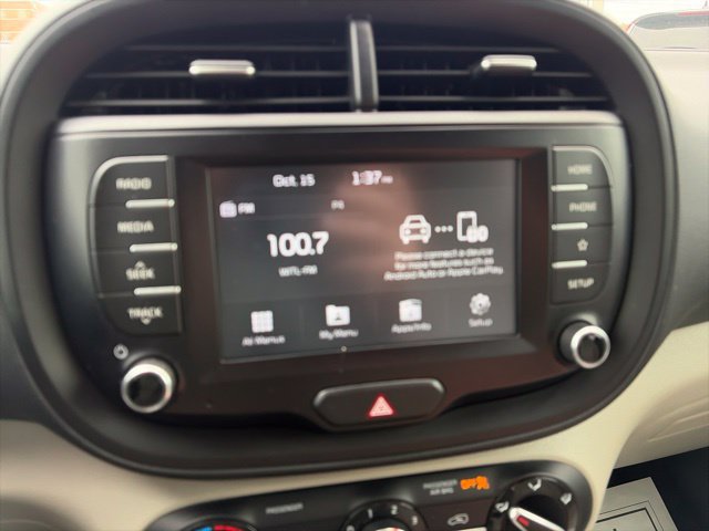Used 2020 Kia Soul LX FWD image 11