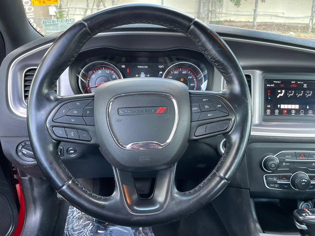 Used 2022 Dodge Charger SXT RWD image 15