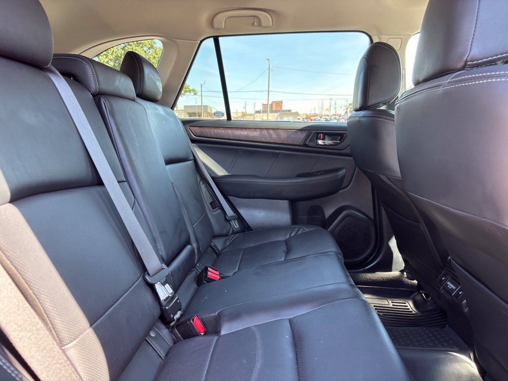 Used 2018 Subaru Outback 2.5i Limited AWD/4WD image 23