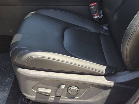New 2026 Kia Sportage EX FWD image 19