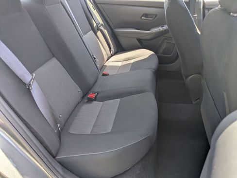 Used 2025 Nissan Sentra SV FWD image 27