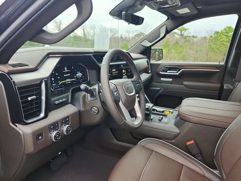 Certified 2025 GMC Sierra 1500 Denali w/ Denali Reserve Package image 18